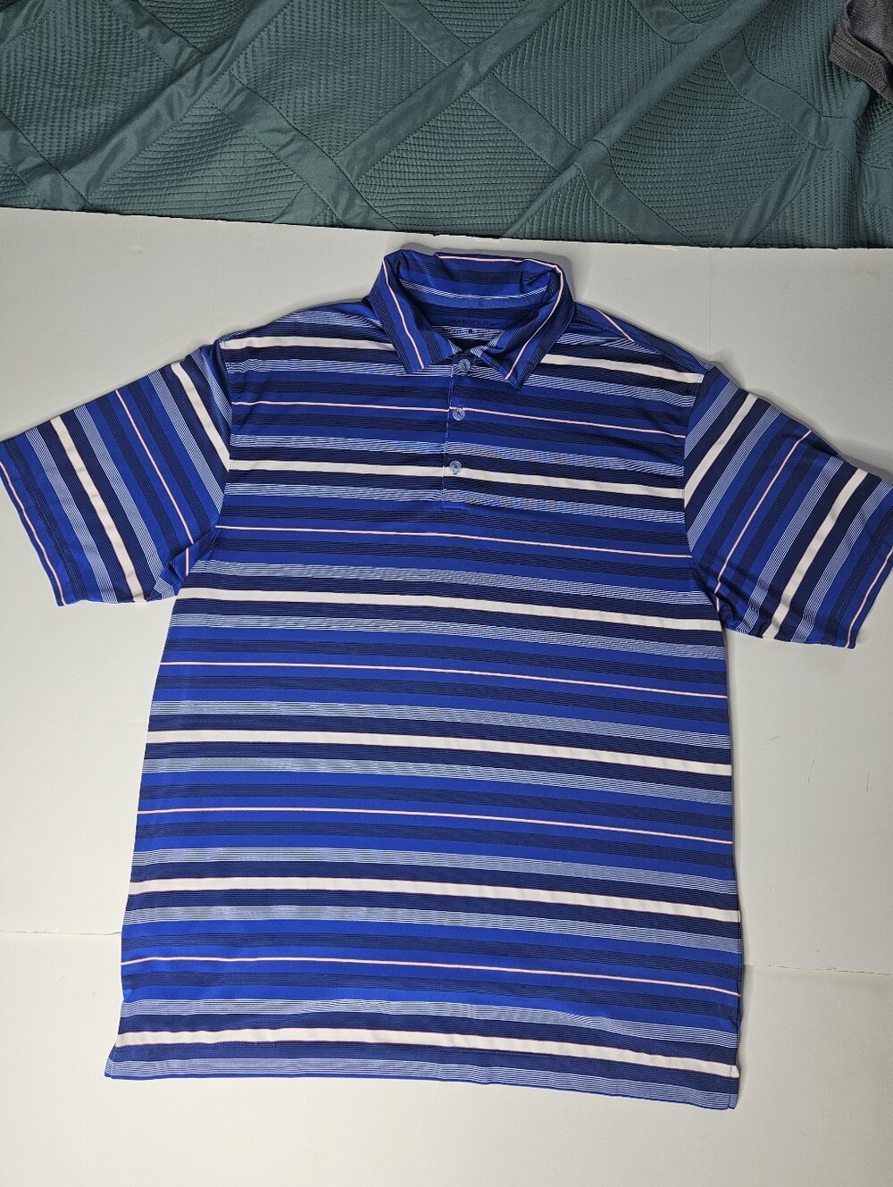 Nike Men's Nike Dri Fit Blue Multi-Stripe Polo. Size Large